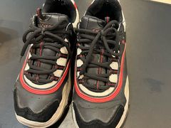 -爱革·洗衣改衣·洗鞋修鞋·洗包修包·奢侈品护理(宝地广场店)