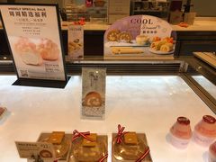 面包甜点陈列柜-巴黎贝甜(印象城店)