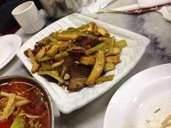 -红鼻子桂林米粉(金唐新光界店)