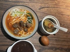 -新盈光·云会所(百丈东路店)