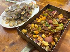 -老东镇啤酒屋海鲜加工·蒸汽海鲜·海鲜烧烤(台东店)