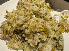 酸菜肉丝炒饭-椒行天下干锅牛蛙·(万宝店)