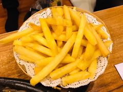 -炼火烤肉店