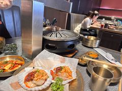 -草家酱蟹炭火烤肉店(珲春南路二店)