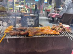 -生火火·地摊小炉子烧烤自助.鲜切牛羊肉(龙湖北城天街店)