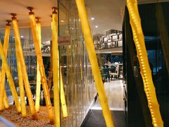 -上海滴水湖皇冠假日酒店