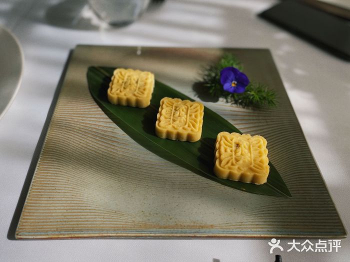京兆尹(雍和宫店)雪藏枣泥绿豆糕图片