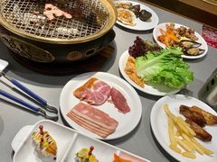 -山焱·炭火自助烤肉(周浦万达店)
