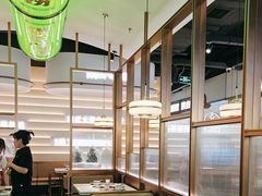 -洪氏嗨捞·广东猪肚鸡·椰子鸡火锅(西咸万象城店)