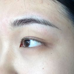 -一个差评成就的纹眉店