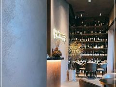 -wineapp葡萄酒餐吧(外滩金融中心店)