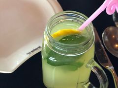 -Efes Turkish & Mediterranean Cuisine 艾菲斯餐厅(陆家嘴店)