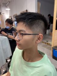 -苏豪路易士·嘉玛发廊