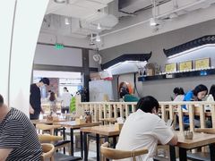 大堂-嘻小北·兰州清汤牛肉面(太平洋森活天地店)