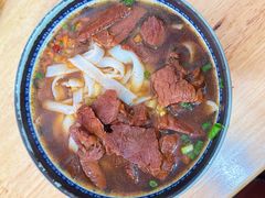 牛肉宽汤粉-牛师傅牛肉面(尚隆路店)