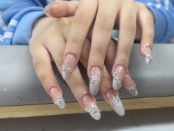-瞧·享轻奢美甲美睫