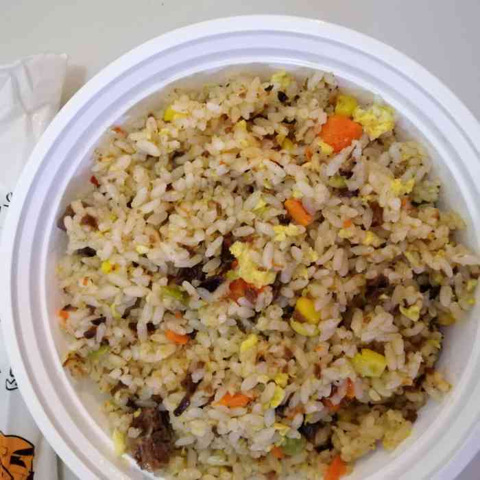 坏脾气大叔炒饭(和达城上城店)-"第一次点这家外卖是出于店名《坏脾气