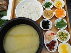 滇越乘象云南餐厅-滇越乘象云南餐厅(次渠店)