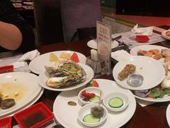 -荣誉国际酒店-云顶旋转餐厅