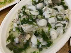 荠菜烩鲈鱼-牧羊餐厅