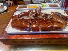 -凤阁楼果木烧鹅(鹤山陈山店)