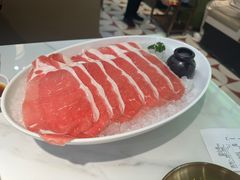-洪氏嗨捞·广东猪肚鸡·椰子鸡火锅(西咸万象城店)