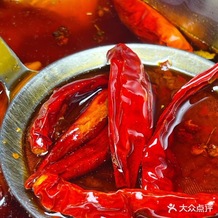 我的妈呀~这家火锅店居然七年都不涨价