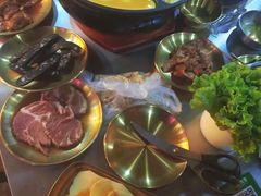 -胡悦里韩式烤肉(芝罘万达广场店)