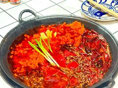 -旧街市鲜货老火锅(大光路店)