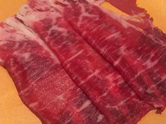 -牛YO寿喜烧·铁板烧和牛火锅自助(市府恒隆店)
