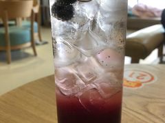 -藏猫猫咖啡主题馆(中央大道店)