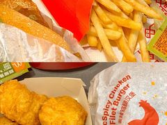 -麦当劳(友谊路得来速店)