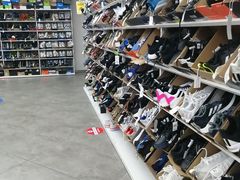 -BIGOFFS 超级折扣(仁恒伊势丹店)