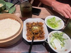 -耶里夏丽·丝路国际·新疆餐厅(浦东区东方路店)