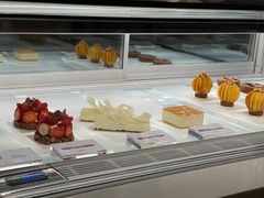 -潮一不贰·法式甜品·生日蛋糕·西式简餐(外滩店)