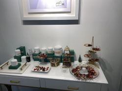 点击看大图 -THE QUEEN(北京店)