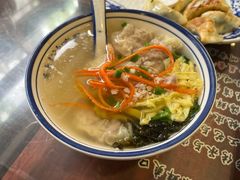 鲜肉馄饨-长人馄饨铺(解放街店)