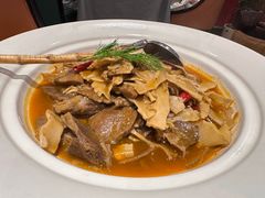 黄山笋烧牛腩-汉水谣·江景餐厅(江滩店)