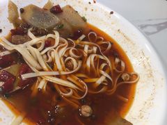 -辣螃铠盆盆蟹大排档(总店)