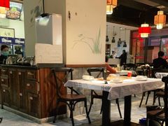 大堂-庞家烧烤客栈(炮台山店)