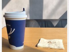 -瑞幸咖啡(宝华国际广场店)