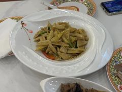 -鸿宾楼(展览馆路店)