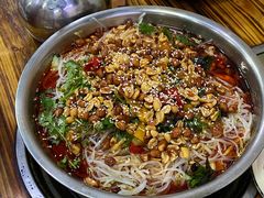 -周良天山牛杂城(天山路总店)