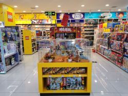 -玩具反斗城(正大广场店)