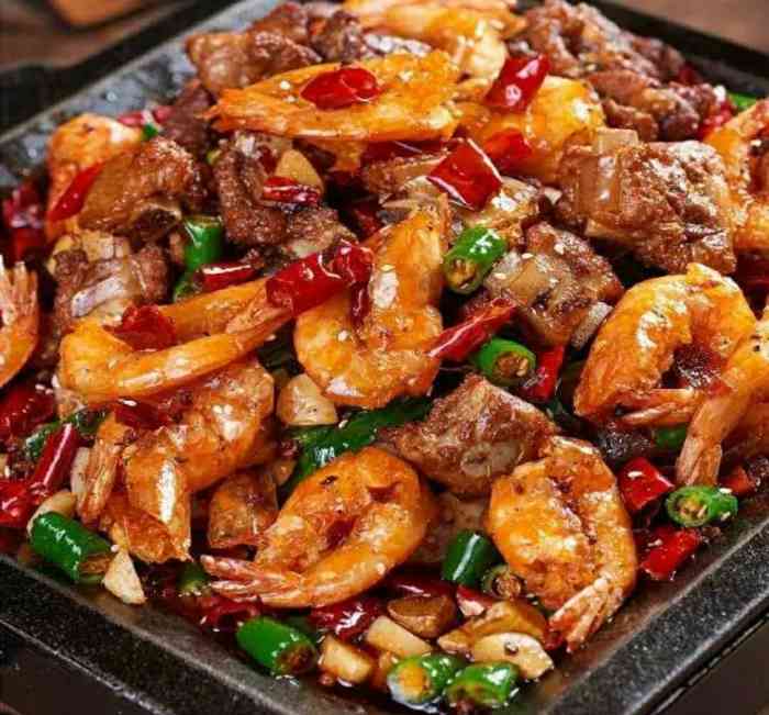 菜品新鲜美观,味道好极了「干锅排骨虾」「锅包肉」「火山爆发」「蓝