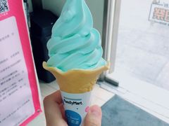 -全家便利店(东直门店)