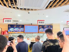 -闫家驴肉老店(华电一校店)