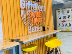 用餐区-DQ·蛋糕·冰淇淋(科华王府井店)