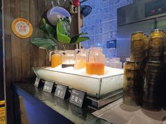 -领鲜活海鲜榴莲自助火锅(东门店)