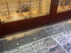 -吴良材眼镜(北中路店)